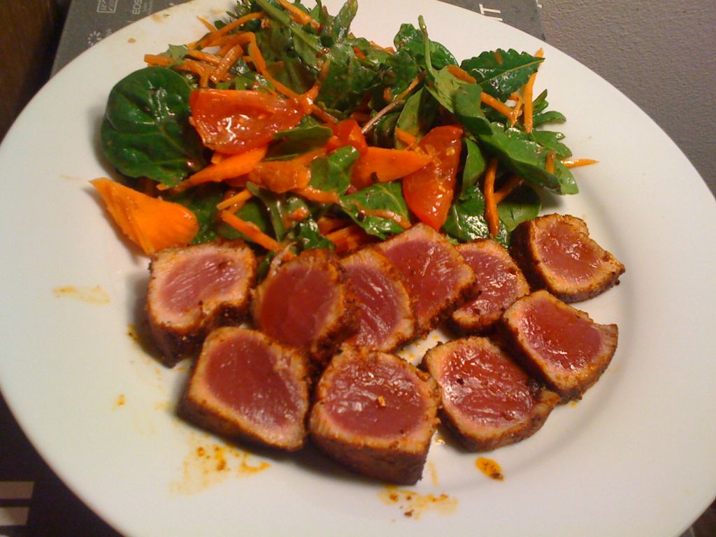 Seared Ahi and Mixed Greens