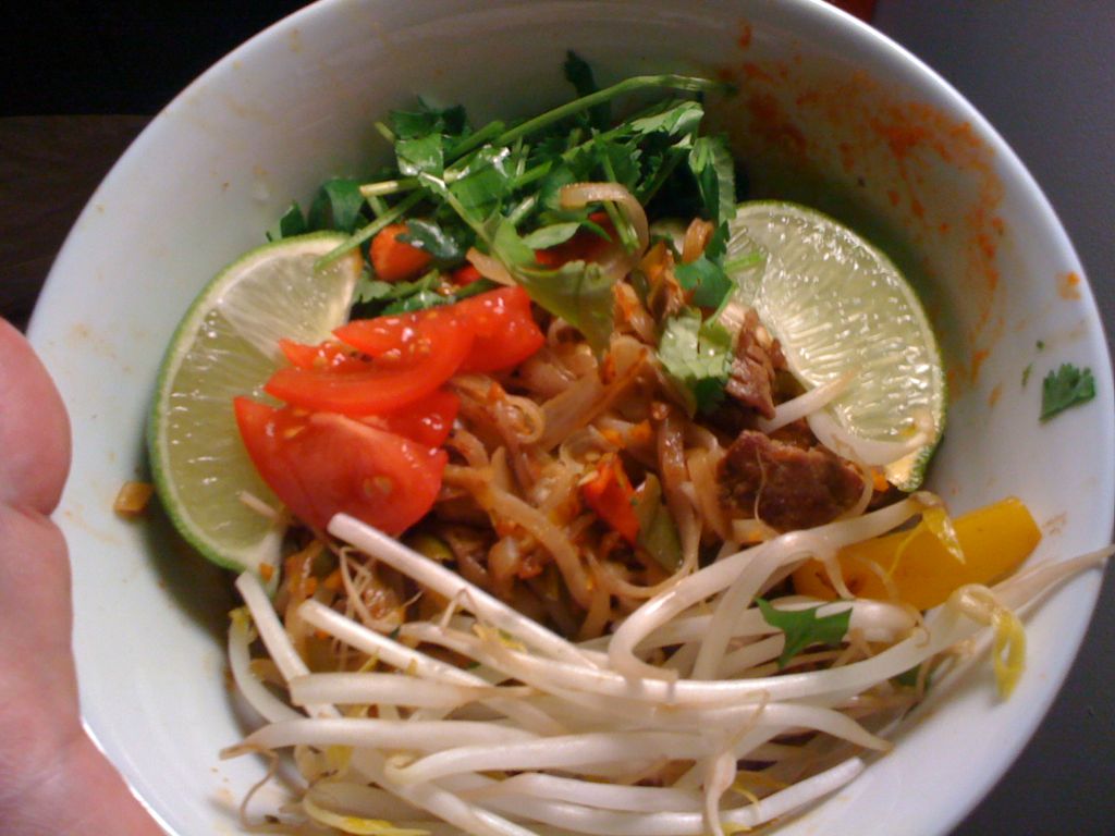 Pork Noodles w/Tomato
